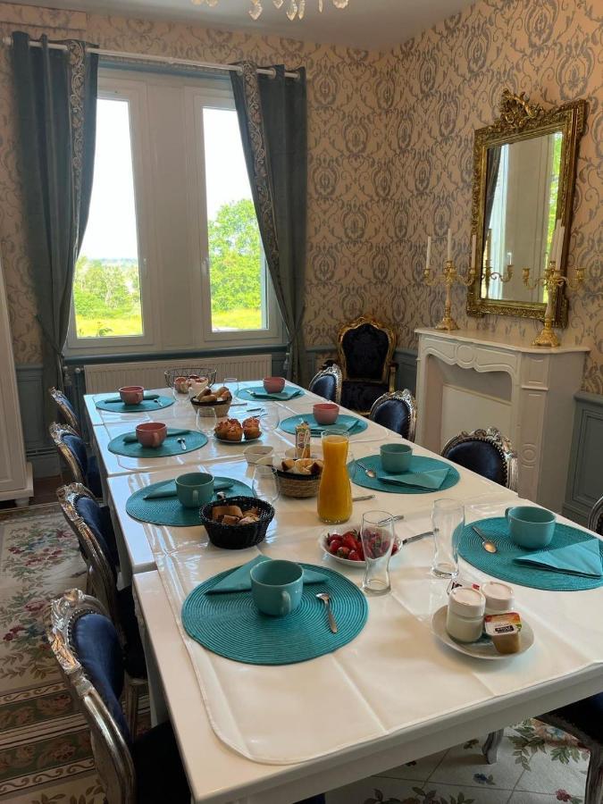 Bed and Breakfast Le Manoir De La Source Au Bord De L'Eurovelo 6 Cronat Zewnętrze zdjęcie